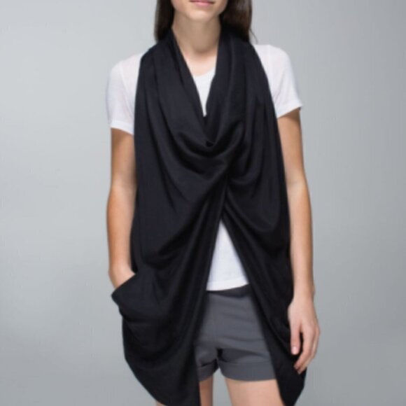 Lululemon Silky Longline Drape Vest Black 4 NWOT - Picture 2 of 13